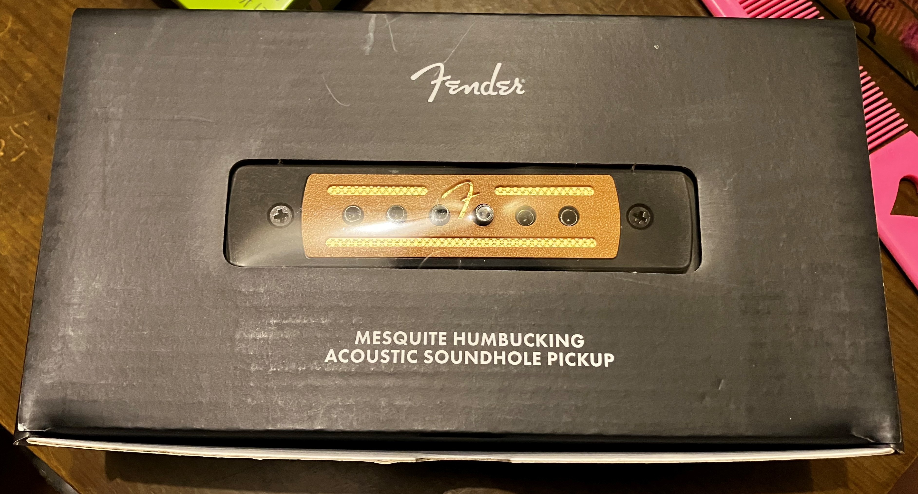 フェンダーのアコースティックピックアップ